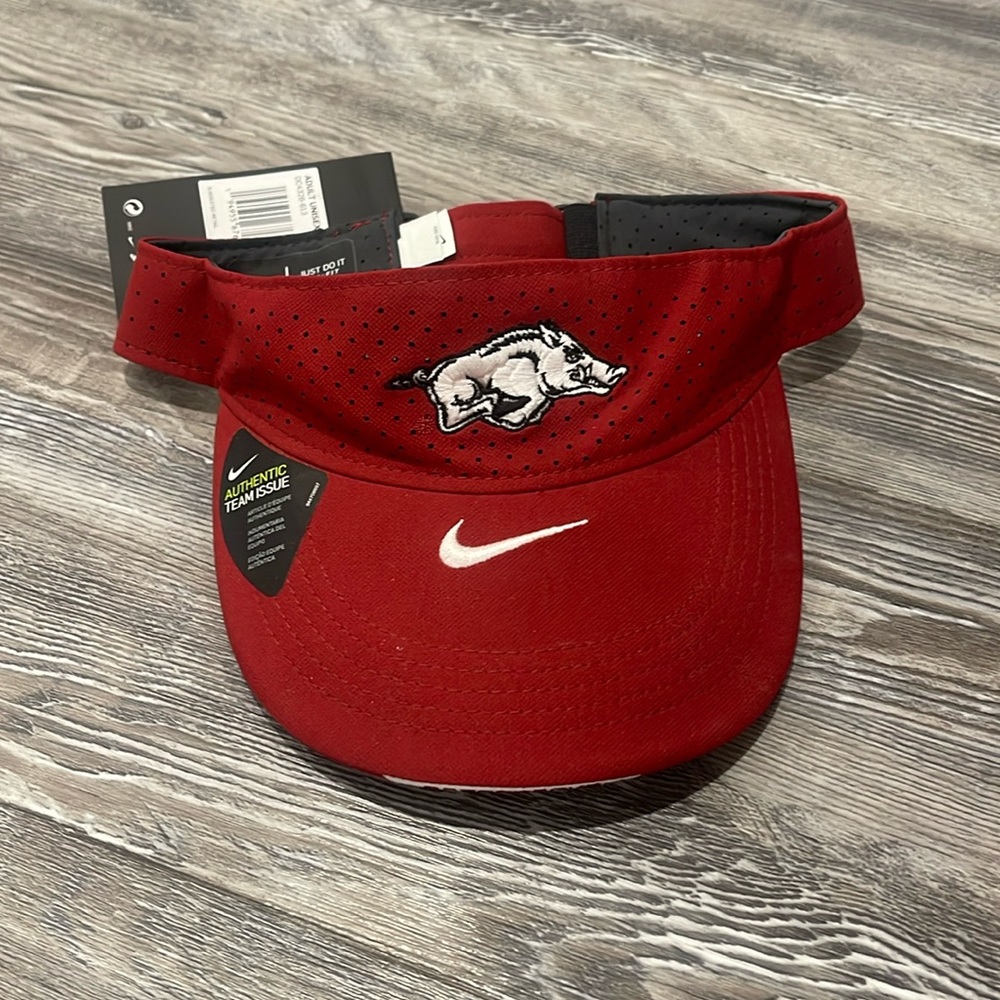Adult Unisex Arkansas Razorbacks Visor NWTS